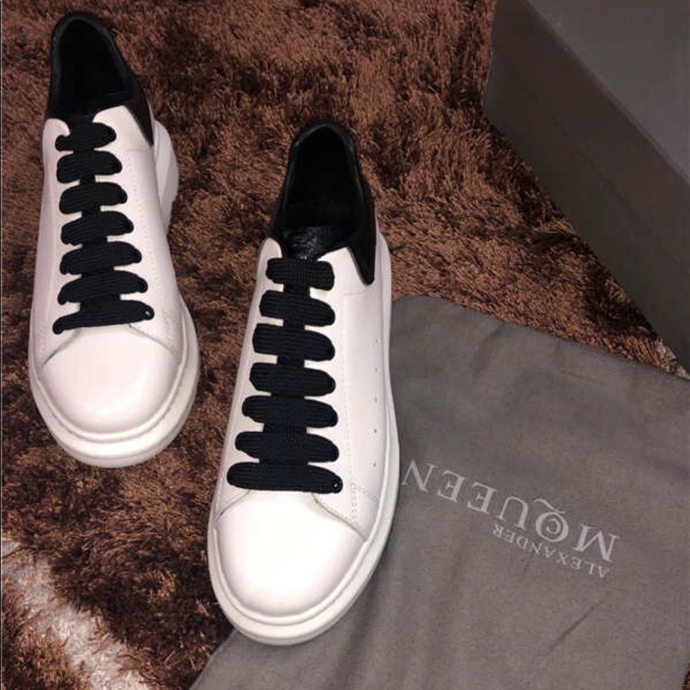 Alexander McQueen leather platform sneakers